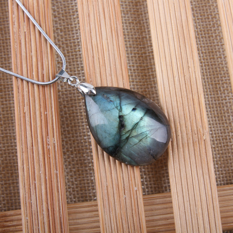 Necklace with Labradorite Pendant - Spiritual Bliss Shop