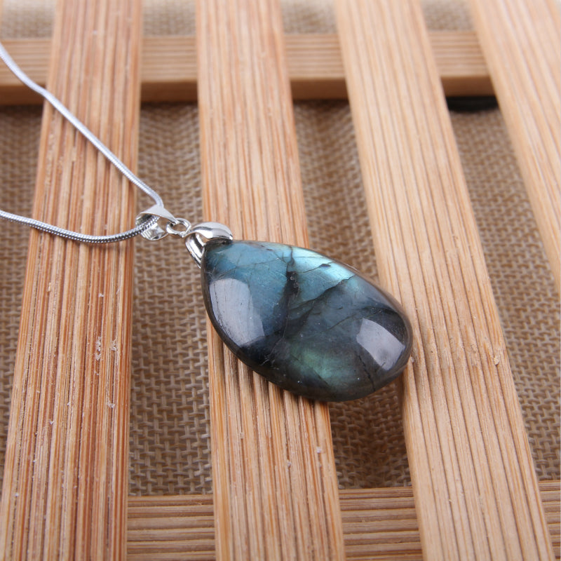 Necklace with Labradorite Pendant - Spiritual Bliss Shop